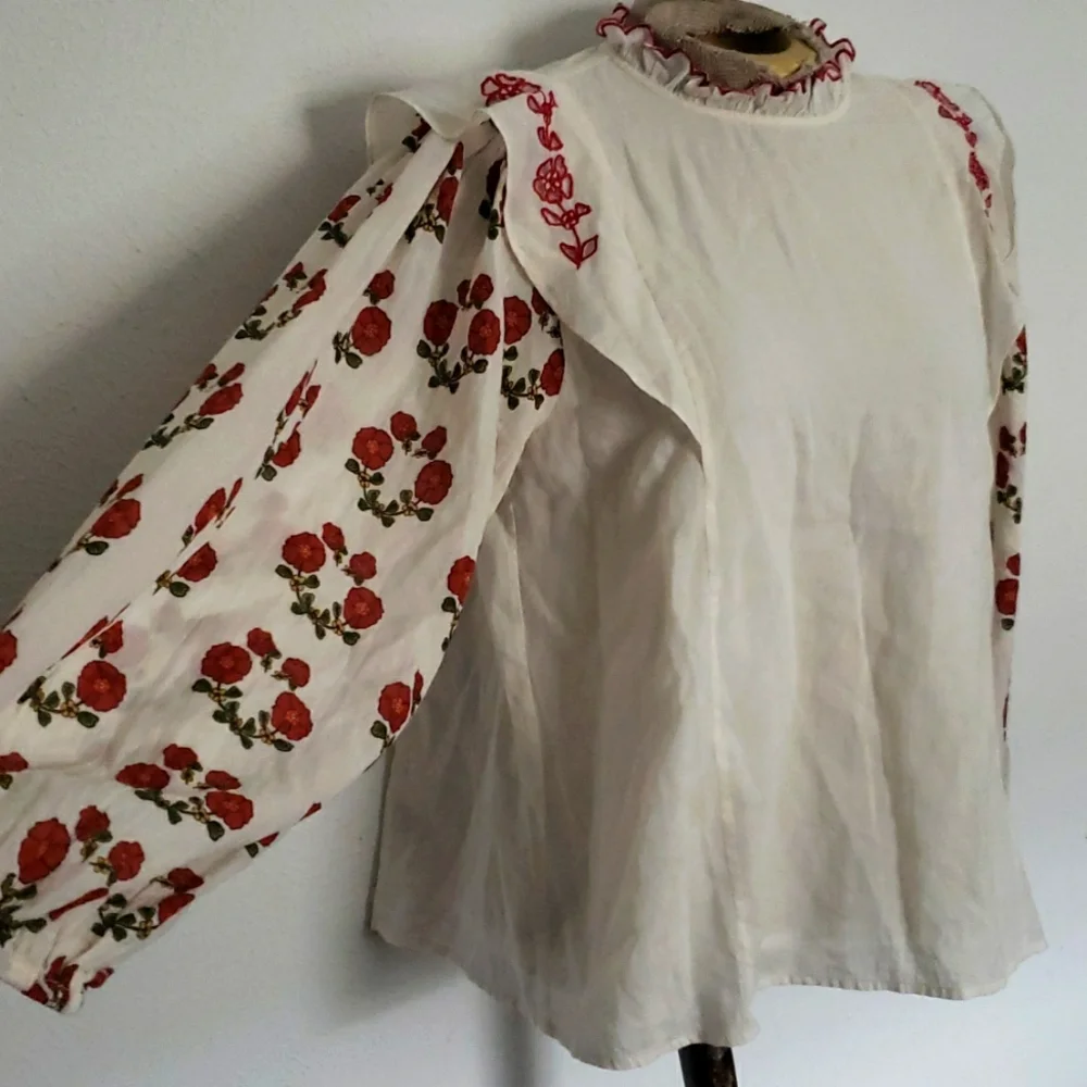 CAROLINA K. Floral design eyelet embroidered ruffled blouse Sz S - Picture 2 of 7